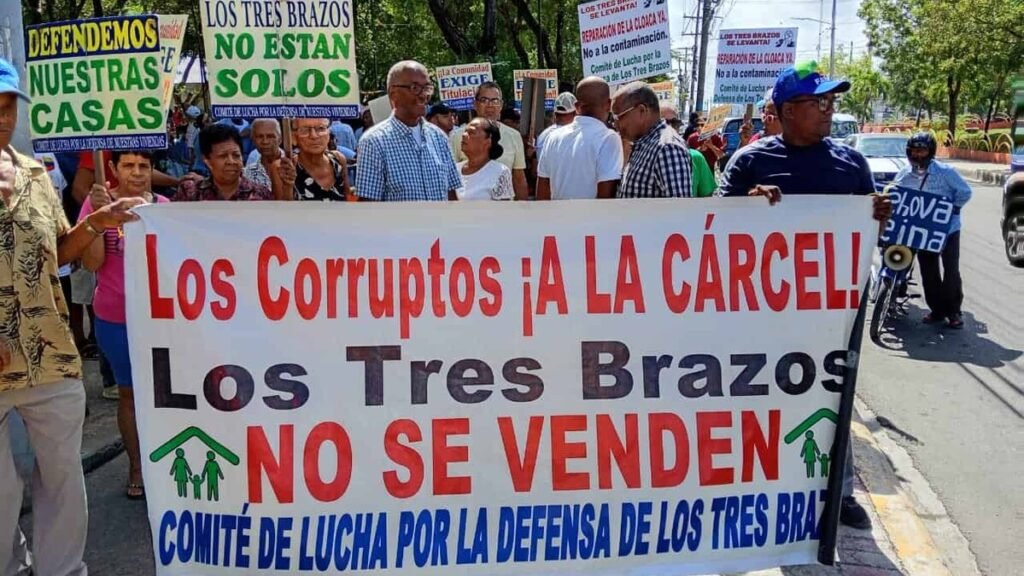 Los Tres Brazos marcha por títulos, apagones y obras pendientes
