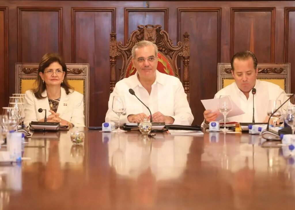 Abinader encabezará en Santiago un Consejo de Ministros con inauguraciones y supervisión de obras