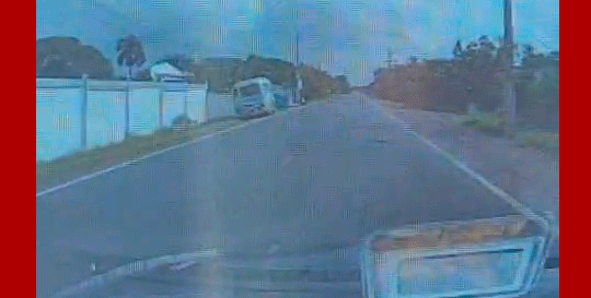 Choque de autobús que llevaba a equipo de Supérate deja un muerto y 20 afectados mientras sigue la pesquisa
