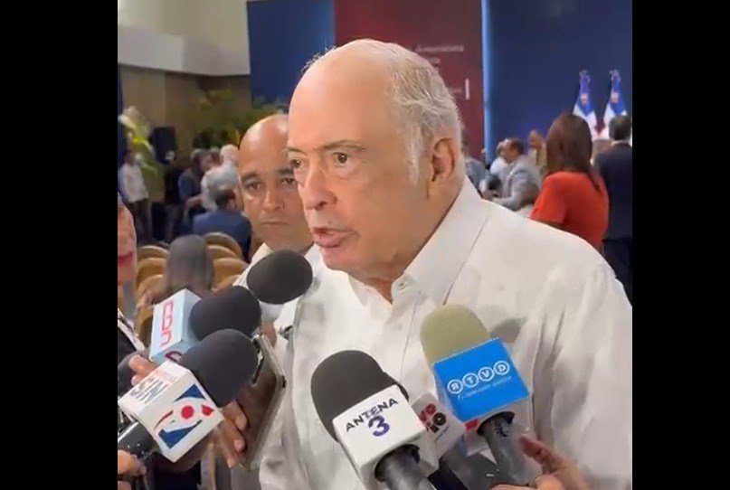 Apoyo de Bernardo Vega a la mini reforma tributaria aumenta la presión sobre el Congreso por subsidios y recursos fiscales