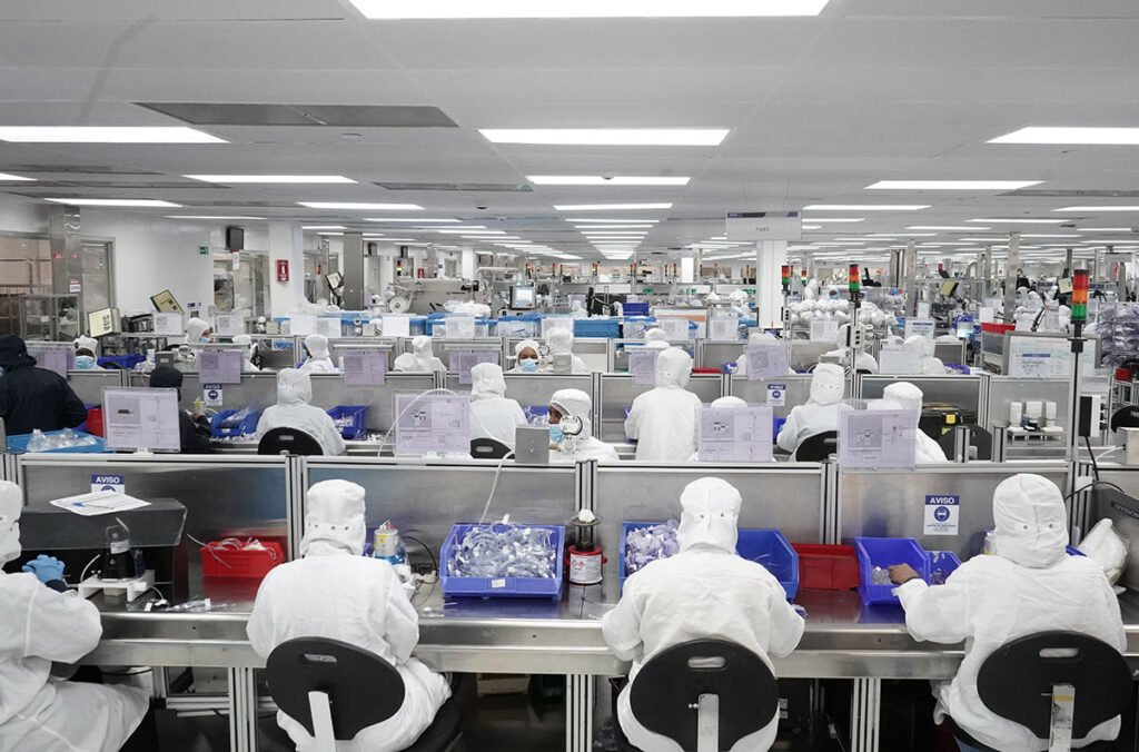 Zonas francas suman empleo, pero el avance de 0.8% expone el límite del discurso oficial sobre resultados