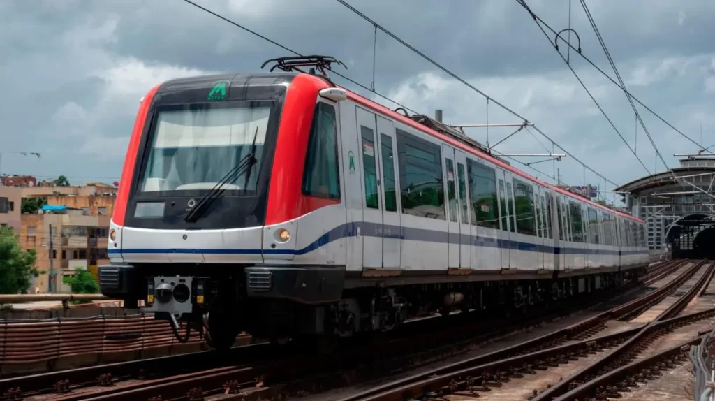 EMET sale a aclarar que el Metro no sube, mientras la integración del transporte vuelve a exhibir la brecha entre anuncio y realidad