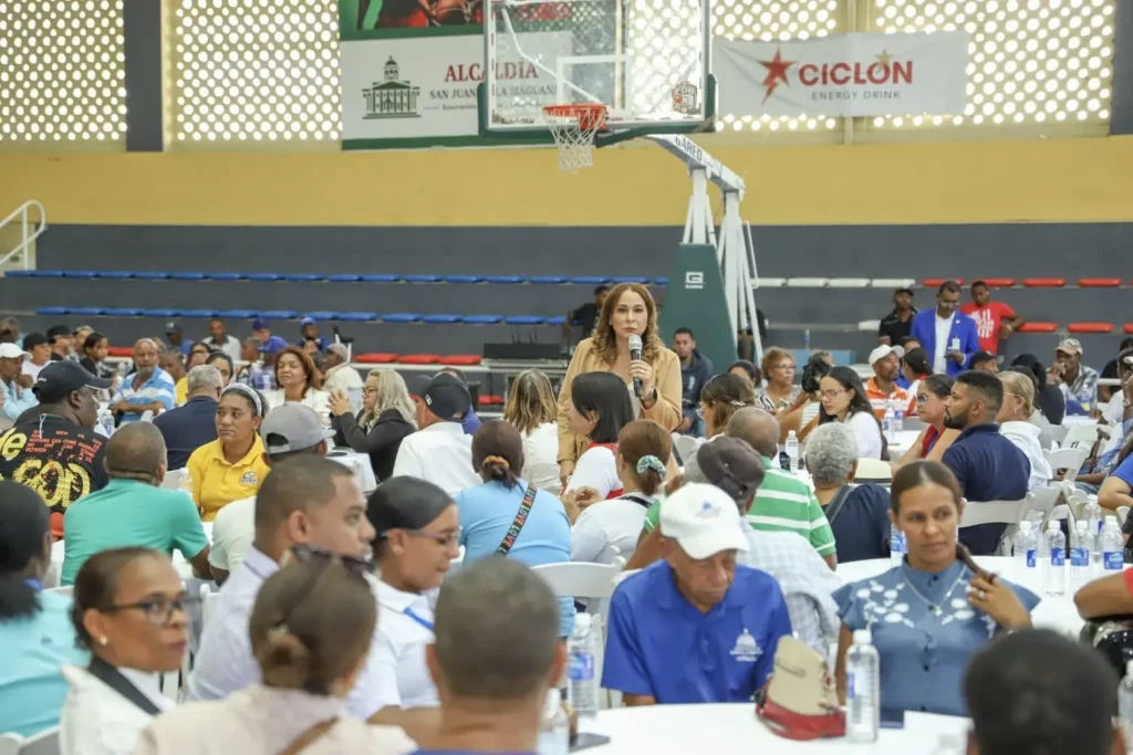 San Juan: Supérate expone reclamos por más cobertura y ayudas más altas