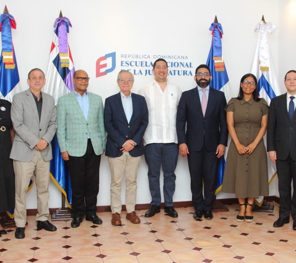 El Instituto Dominicano de Filosofía del Derecho nombra a Rodolfo L. Vigo Embajador de Buena Voluntad