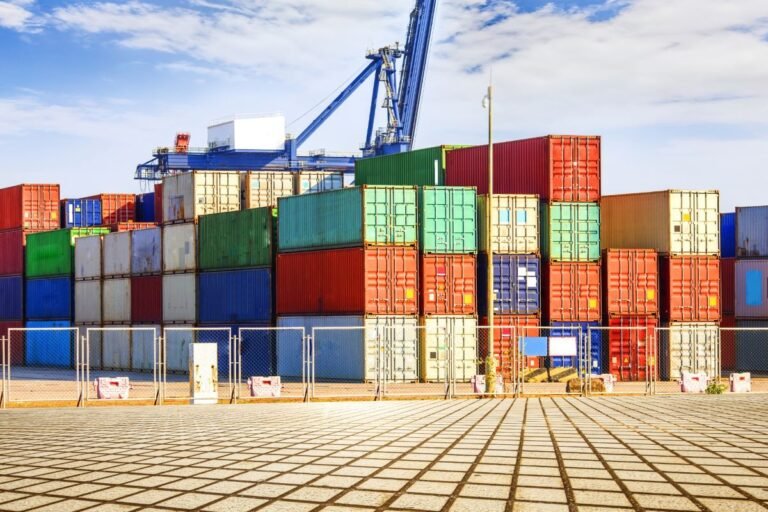 Aduanas: más del 40% de las importaciones pasa por operadores OEA