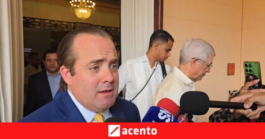 Paliza evita responder sobre pérdidas de comerciantes y se limita a defender la línea oficial en la frontera con Haití