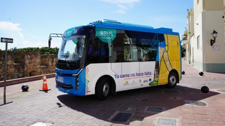 OMSA fija en RD$35 el cobro del EBus Cultural desde el miércoles y somete la ruta de la Ciudad Colonial a prueba de uso real