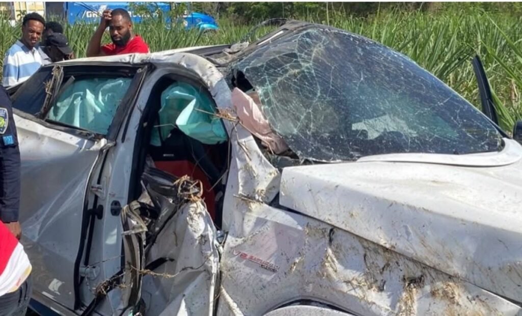 Dos muertos en Higüey tras un choque en la carretera La Matilla